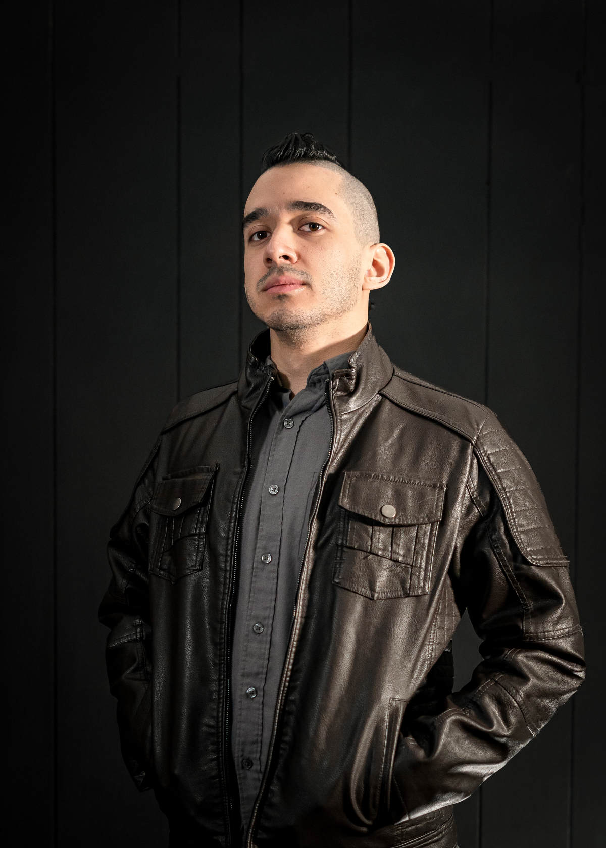 Daniel Andrés Rivera Flores, fotografía de Víctor de la Cruz para www.ActorsOutlined.com