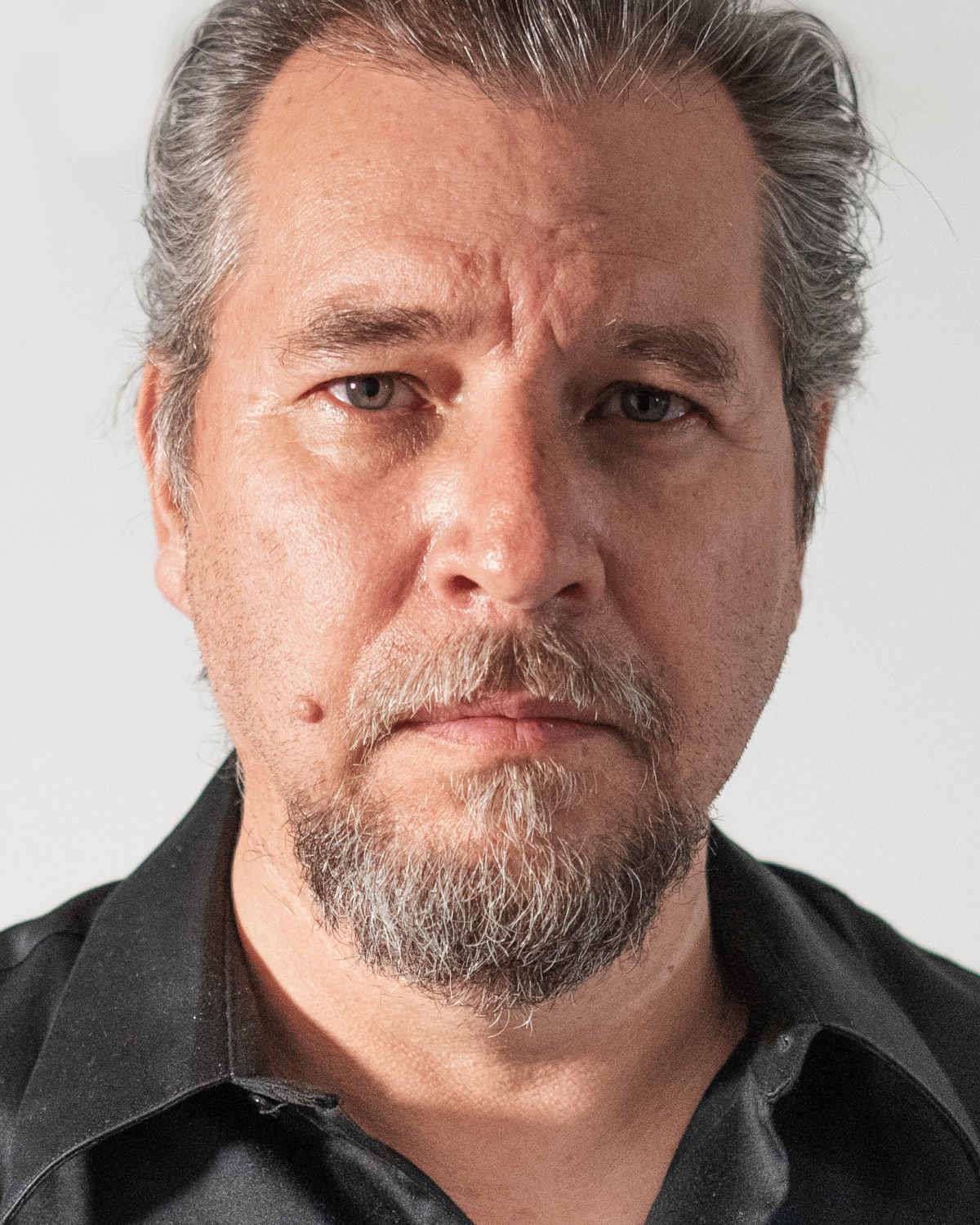 Jimmy Moreno, fotografía de V�ctor de la Cruz para www.ActorsOutlined.com