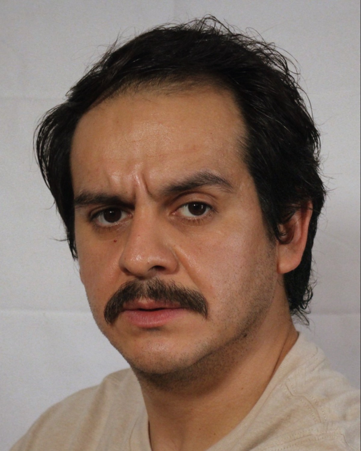 León Cervantes, fotografía de Actors Outlined para www.ActorsOutlined.com