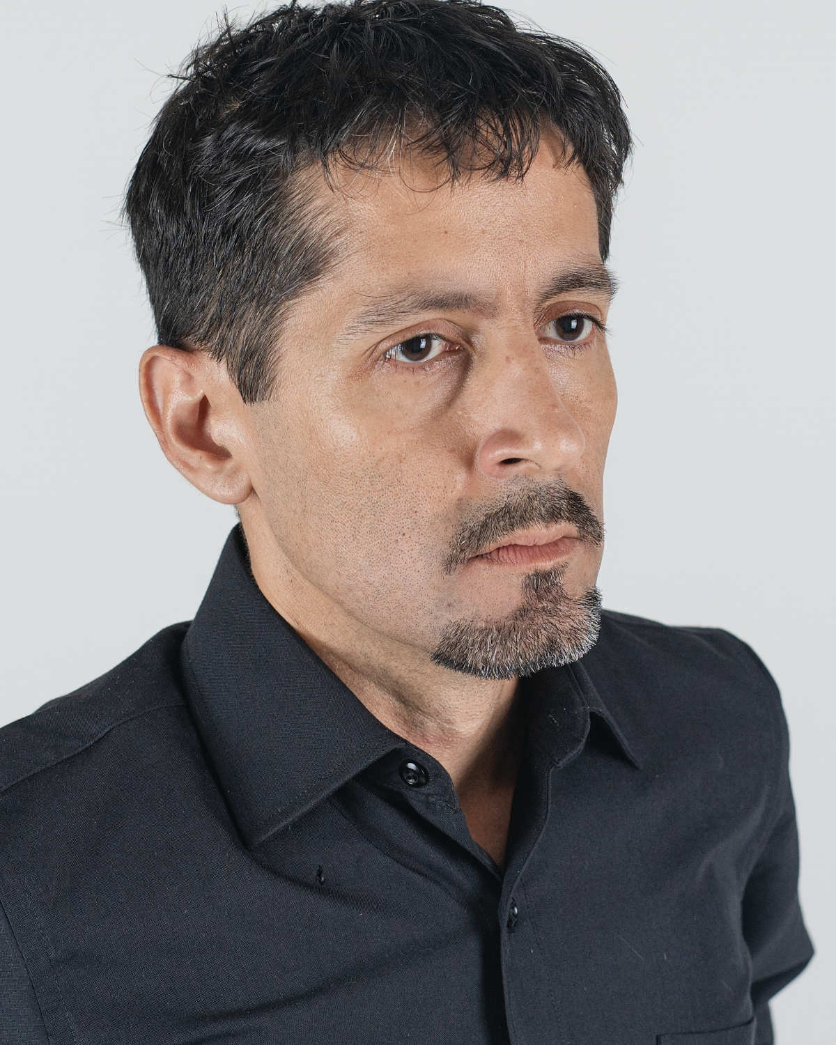 Ricardo Aguirre, fotografía de Victor de la cruz para www.ActorsOutlined.com