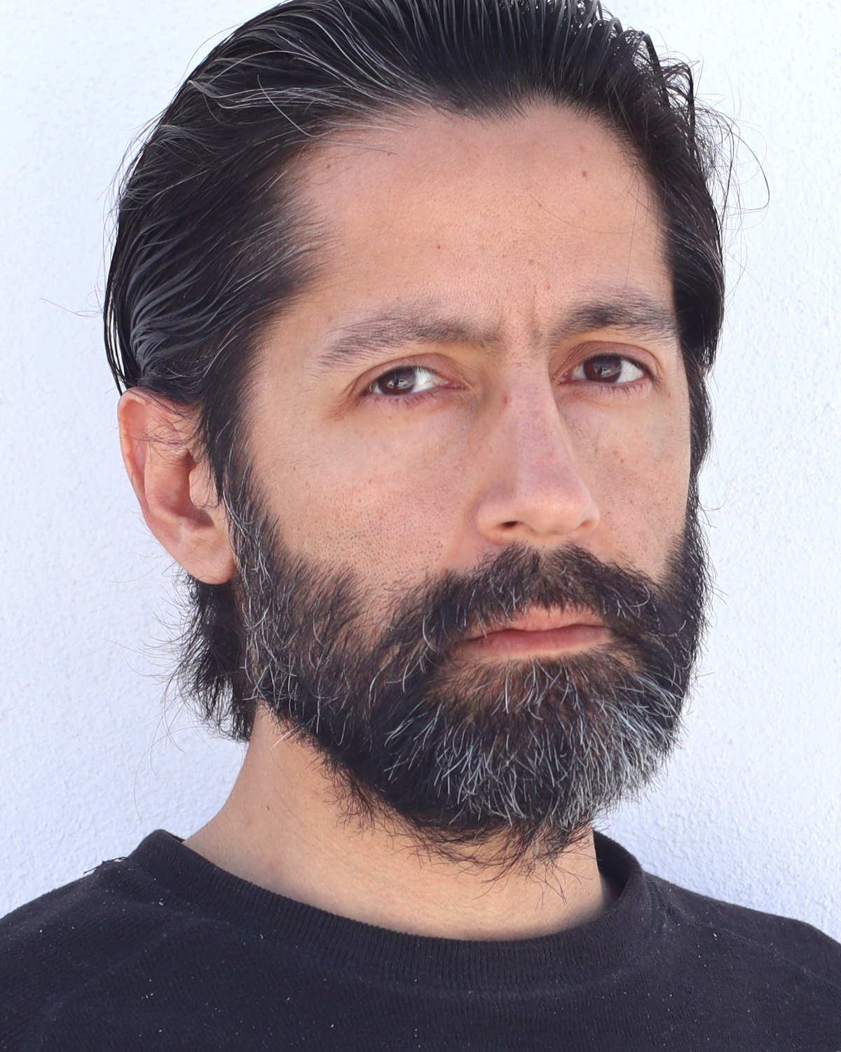 Ricardo Aguirre, fotografía de Rebeca C del Angel para www.ActorsOutlined.com