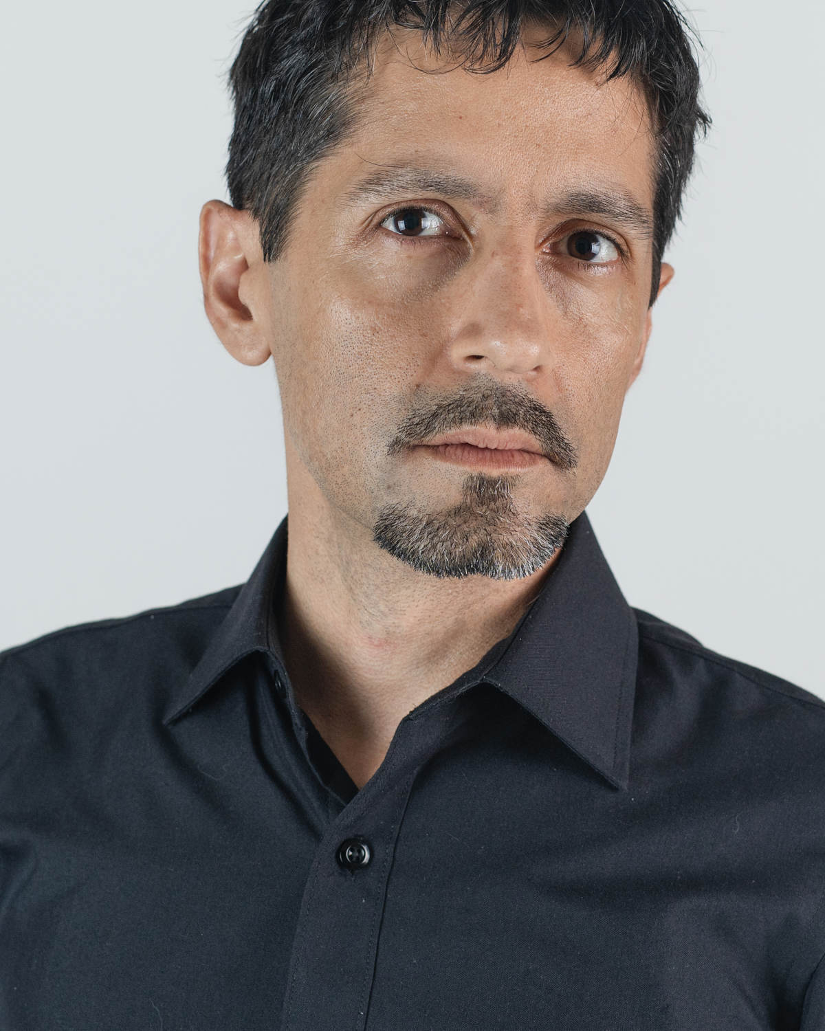 Ricardo Aguirre, fotografía de Victor de la cruz para www.ActorsOutlined.com